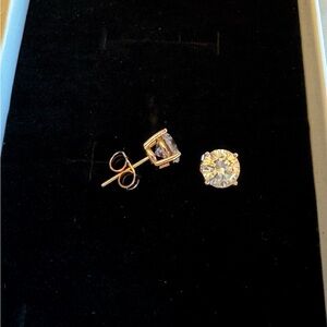 Cubic Zirconia Round Rose Gold Colored Earrings 7mm